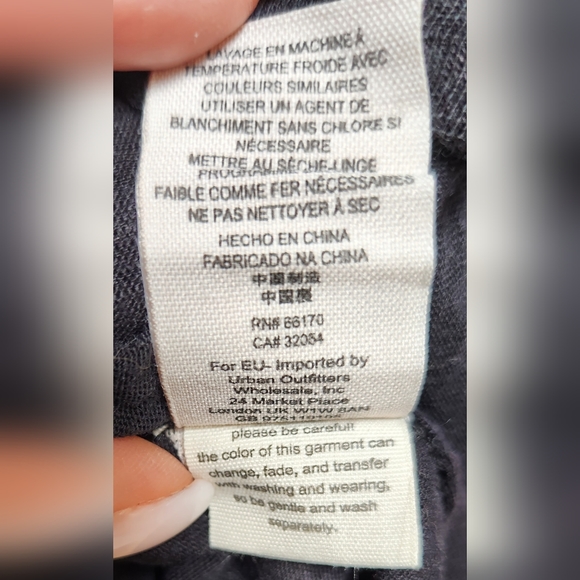 WE THE FREE Charcoal Black One Shoulder Short Sleeve Top EUC - Picture 5 of 6